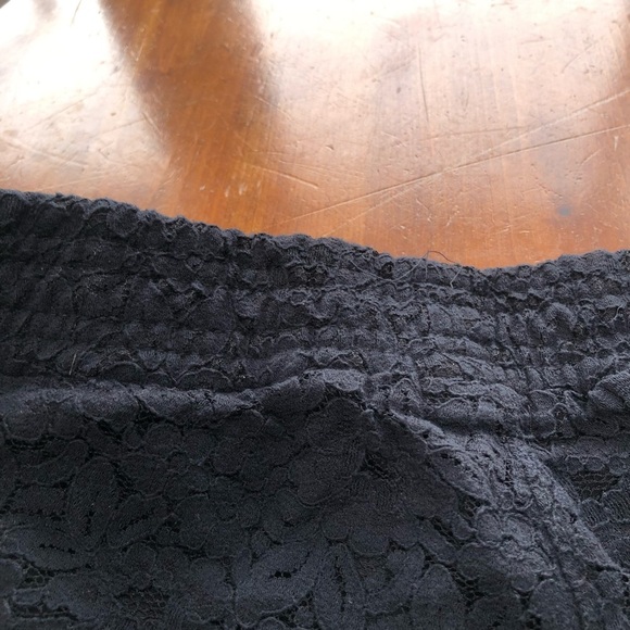 Ardene Black Lace Shorts size exsmall- dress them up or down. Preloved - Picture 2 of 6